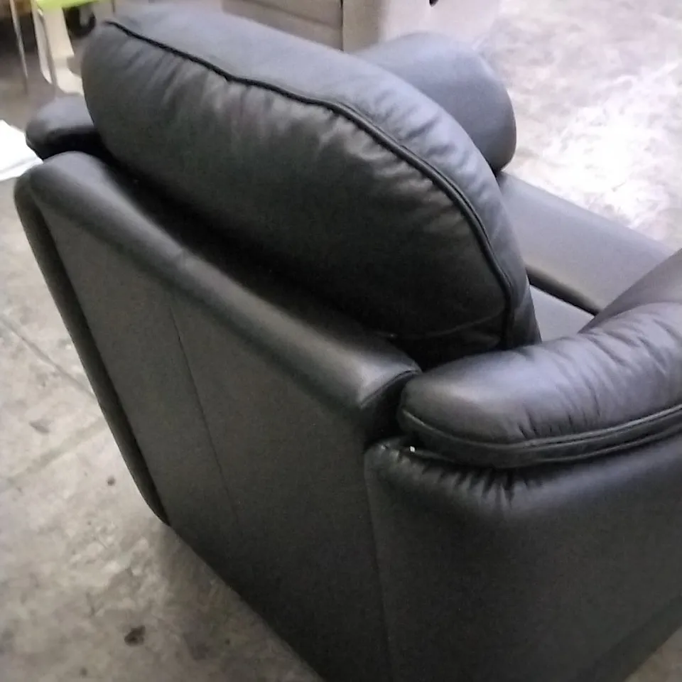 QUALITY BRITISH DESIGNED & MANUFACTURED G PLAN JACKSON CHAIR CAPRI BLACK LEATHER