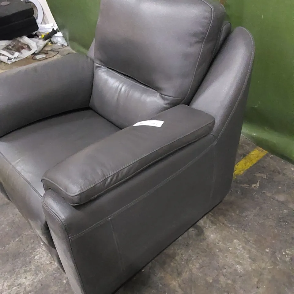 DESIGNER ITALIAN MADE AVOLA ELECTRIC RECLINER LEATHER ARMCHAIR 