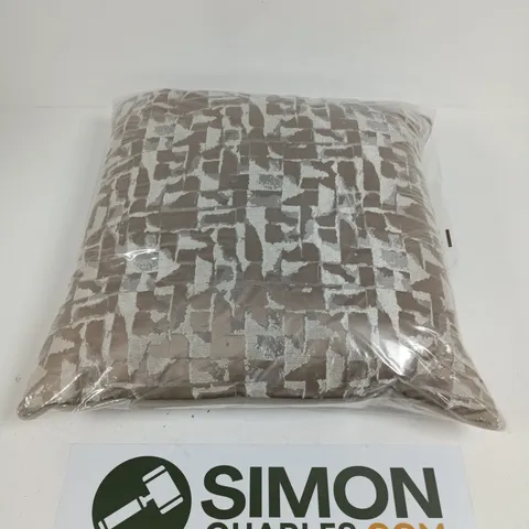 COLCHESTER ABSTRACT CUSHION