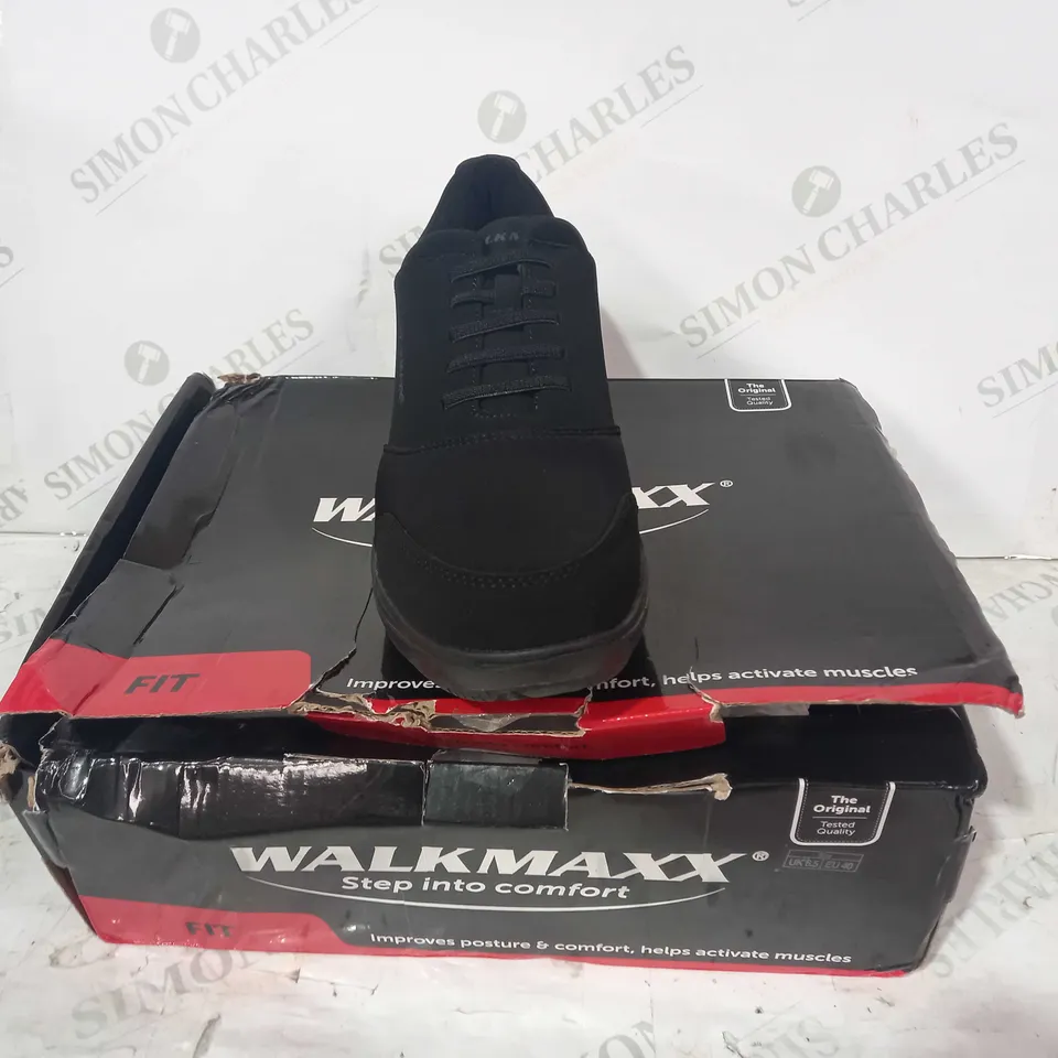 BOXED PAIR OF WALKMAXX SHOES IN BLACK UK SIZE 6.5
