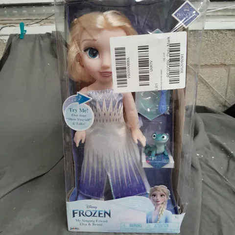 BOXED DISNEY FROZEN 2 ELSA THE SNOW QUEEN FEATURE DOLL