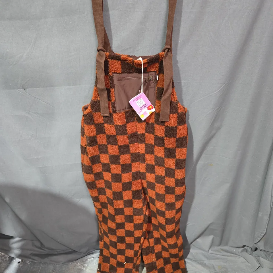 LUCY & YAK BROWN & ORANGE CHECK FLEECE DUNGAREES WITH SHOULDER STRAPS – SIZE 16