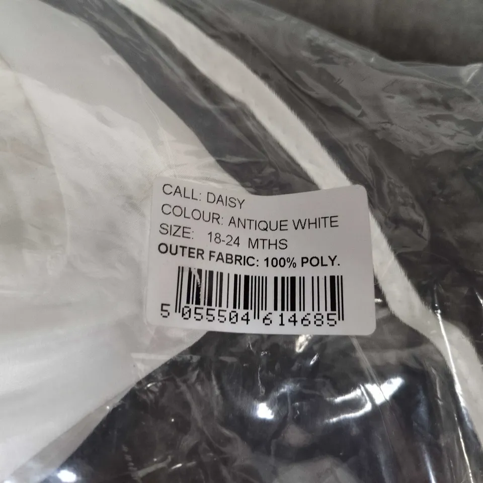 HERITAGE COLLECTIONS KIDS DAISY DRESS IN WHITE - 18-24 MONTHS