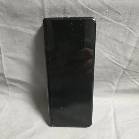 SAMASUNG GALAXY FOLD - MODEL UNSPECIFIED