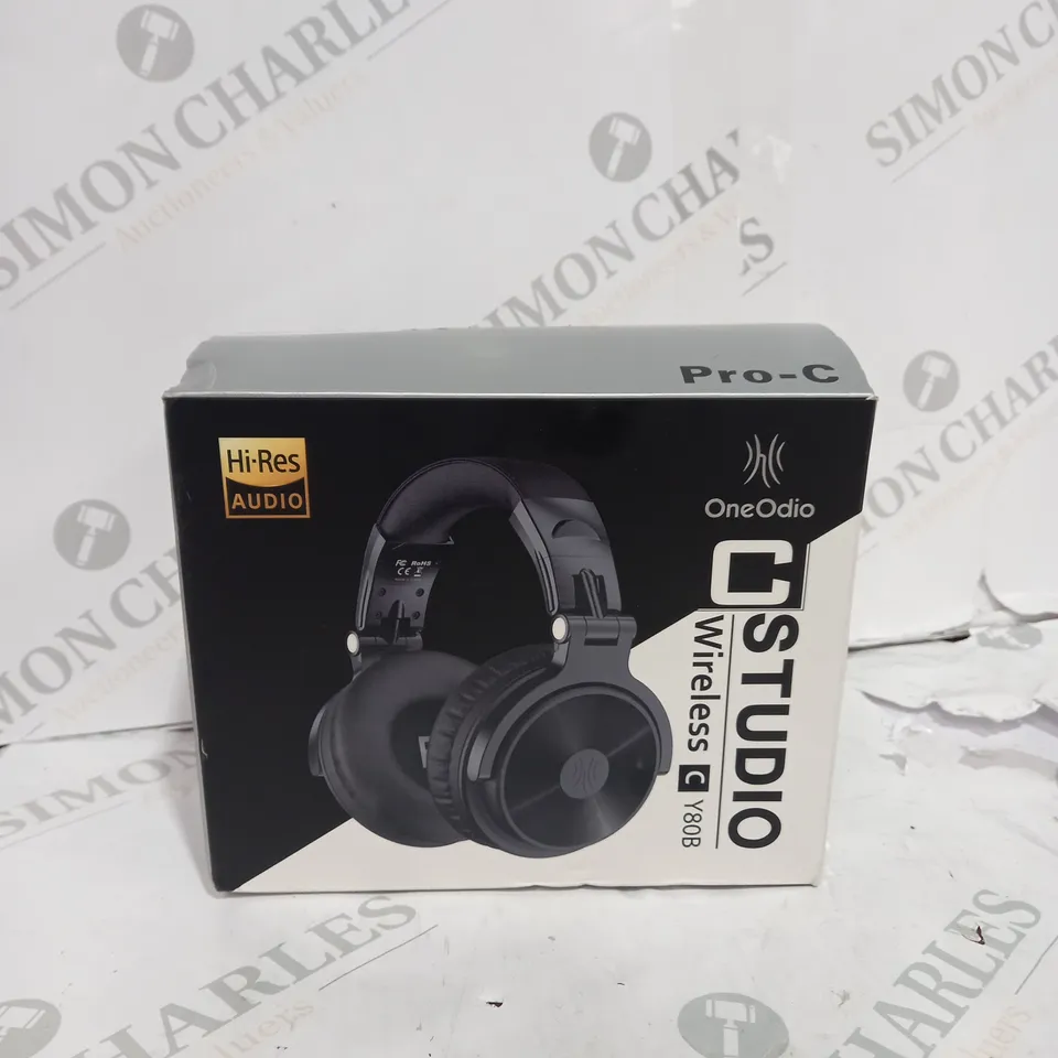 BOXED ONE ODIO C STUDIO WIRELESS HEADPHONES 