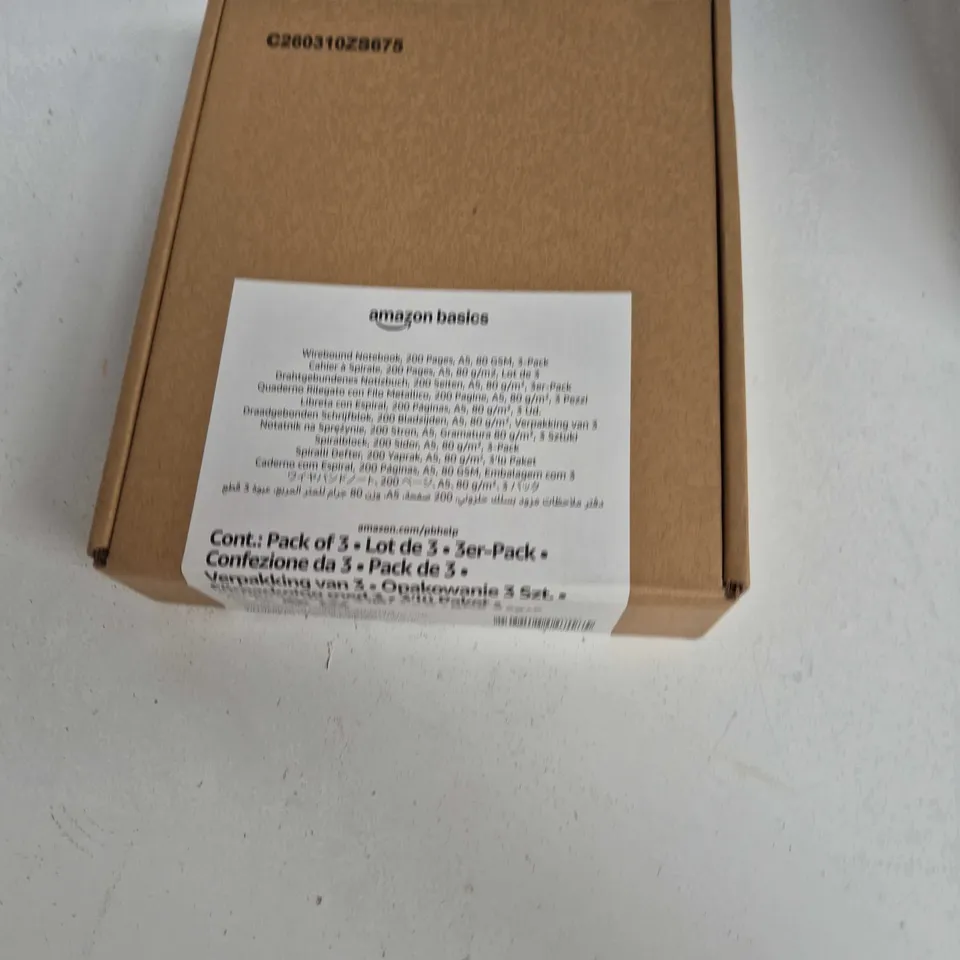 BOX OF APPROXIMATELY 15 ASSORTED ITEMS TO INCLUDE: AMAZON NOTEBOOKS