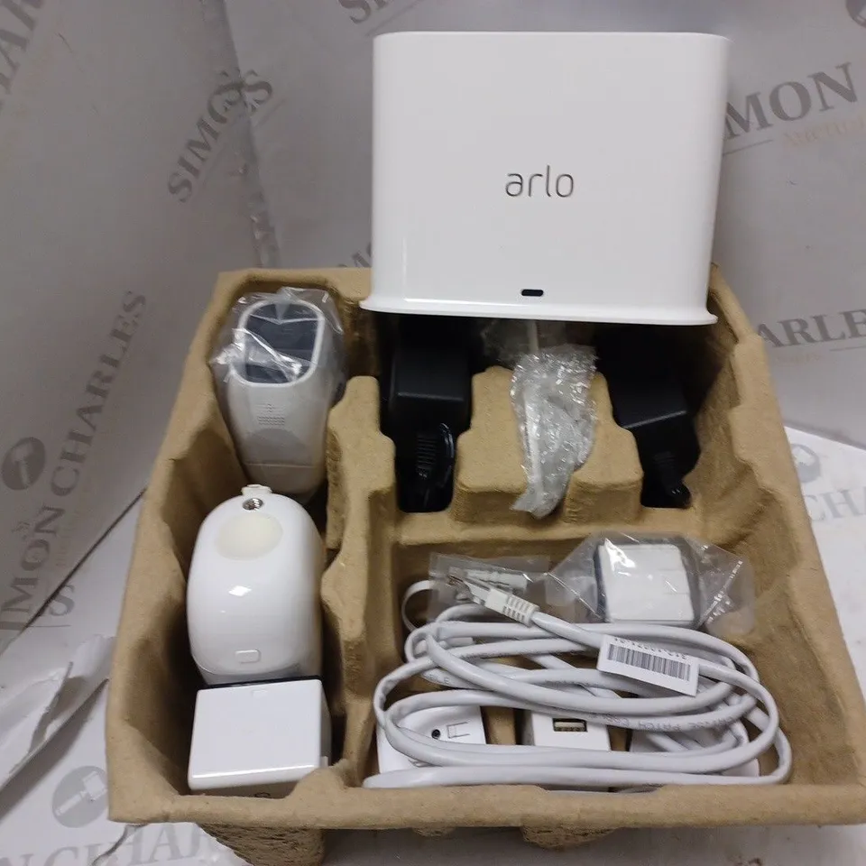 BOXED ARLO PRO 2