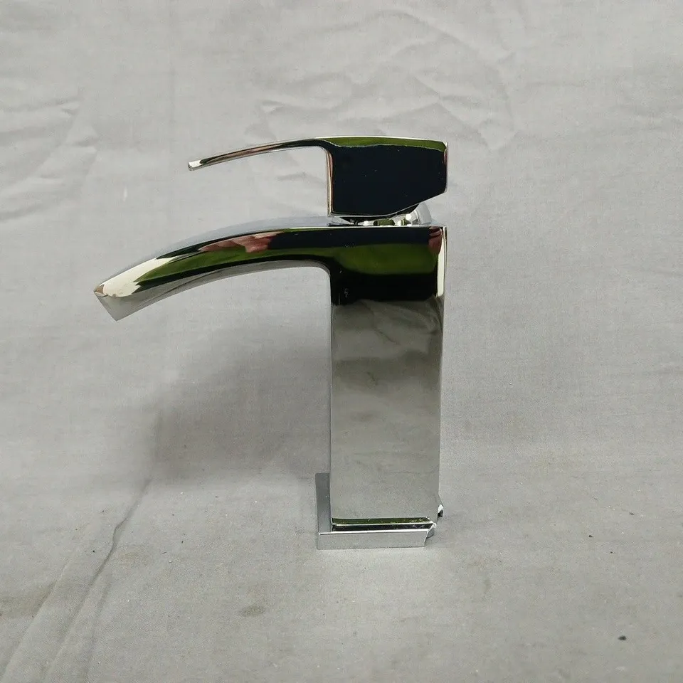 BOXED UNBRANDED WATERFALL BATHROOM SINK TAP