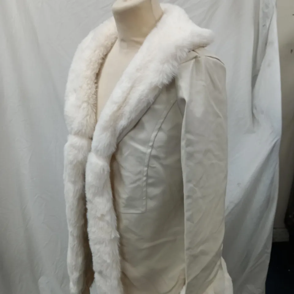 CRÈME AND WHITE FUR LONG JACKET 