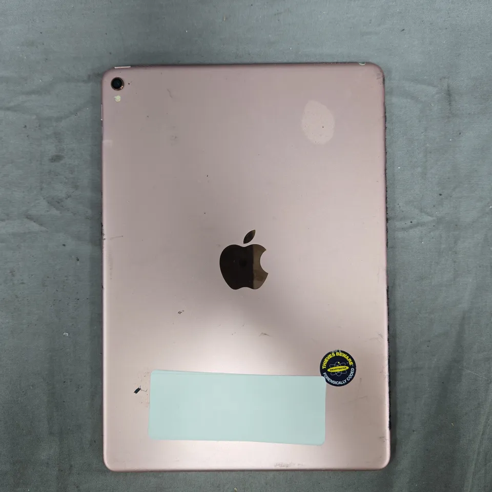 APPLE IPAD TABLET - A1673 IN PINK
