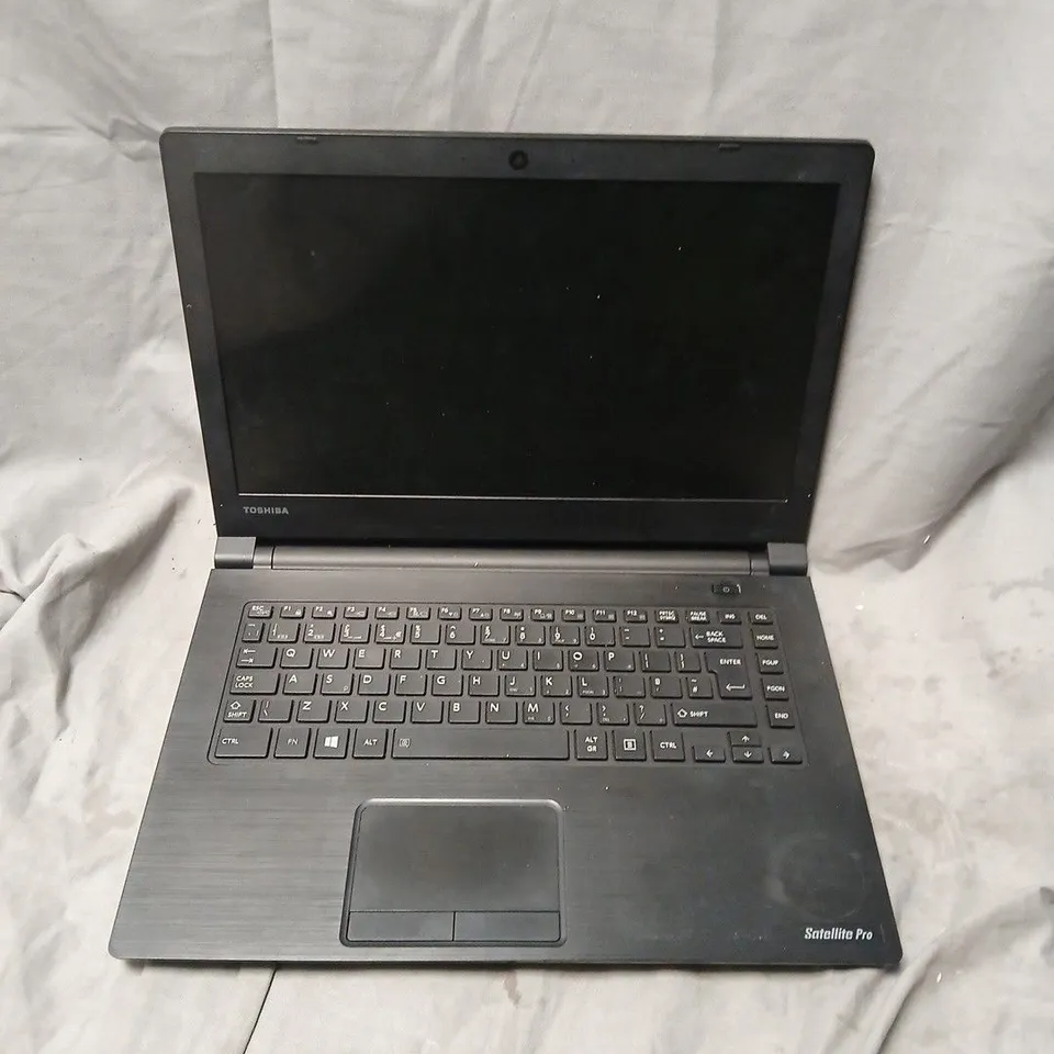 TOSHIBA SATELLITE PRO R40C LAPTOP 