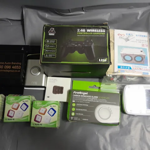 LOT OF 10 ASSORTED HOUSEHOLD ITEMS TO INCLUDE UNBOXED RING DOORBELL, CARBON MONOXIDE ALARM AND MAVIC AIR FILTER SET