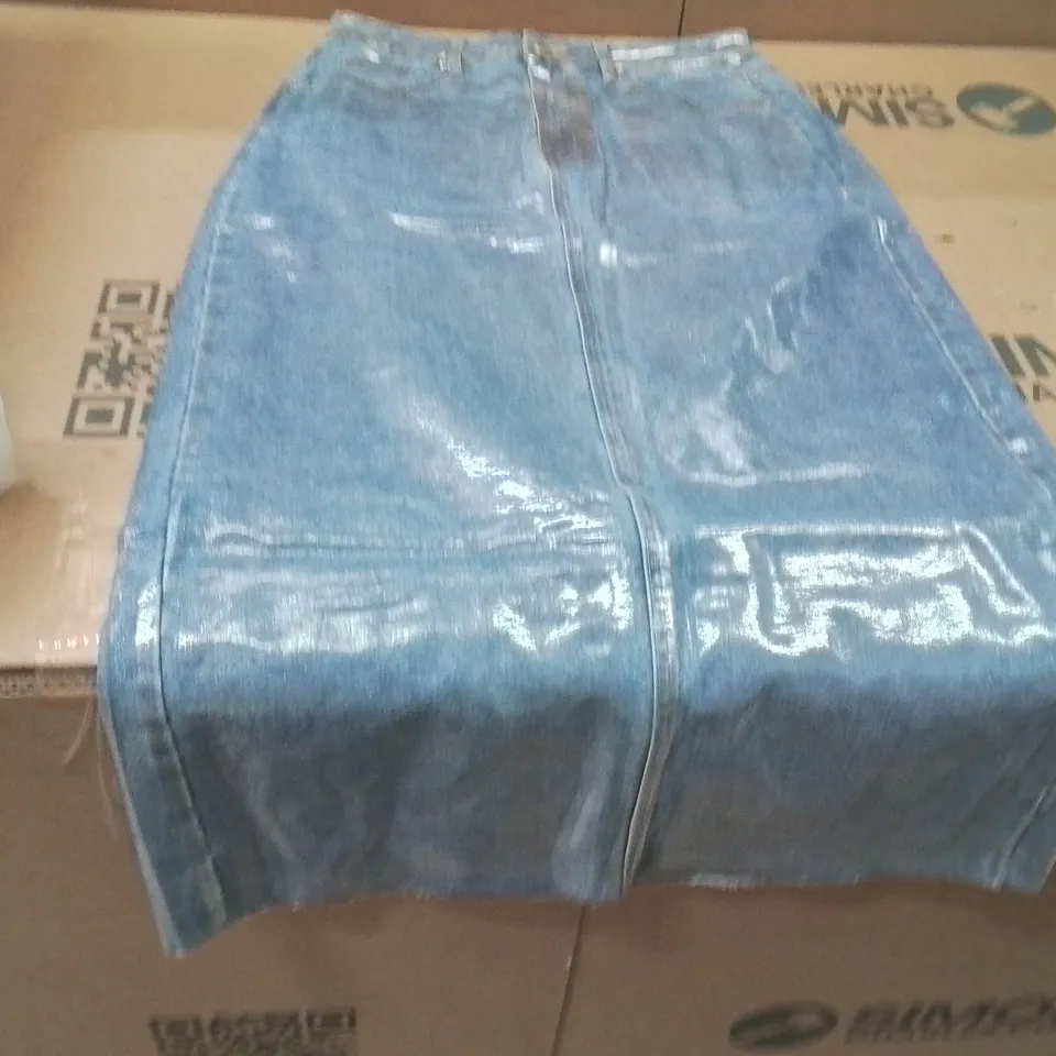 BOXED BRAND NEW APPROXIMATELY 17 JD WILLIAMS METALLIC SKIRT BLUE/SILVER SIZE 12