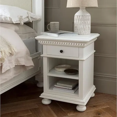 PACKAGED HOMESDIRECT365 BAKERSFIELD BEDSIDE TABLE ANTIQUE WHITE