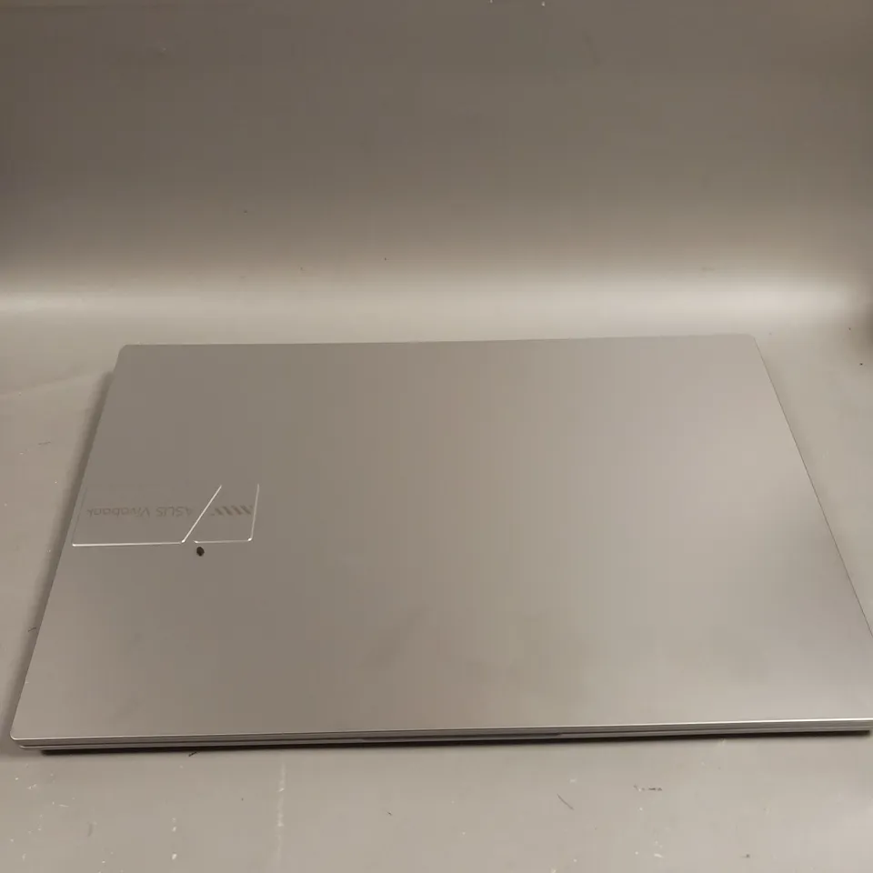 ASUS VIVOBOOK 15 NOTEBOOK PC 