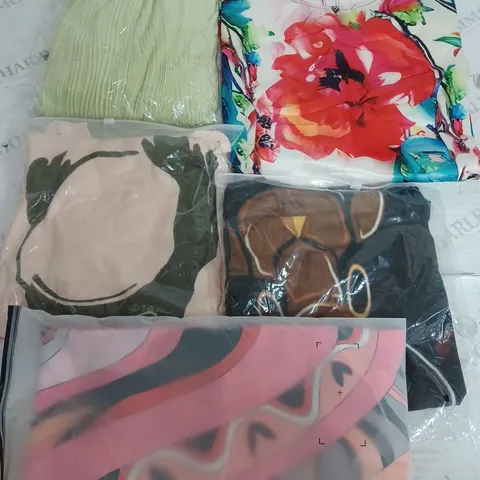 BOX OF APPROXIMATELY 22 ASSORTED CLOTHING ITEMS TO INCLUDE - DRESS , TROUSERS , TOP ETC