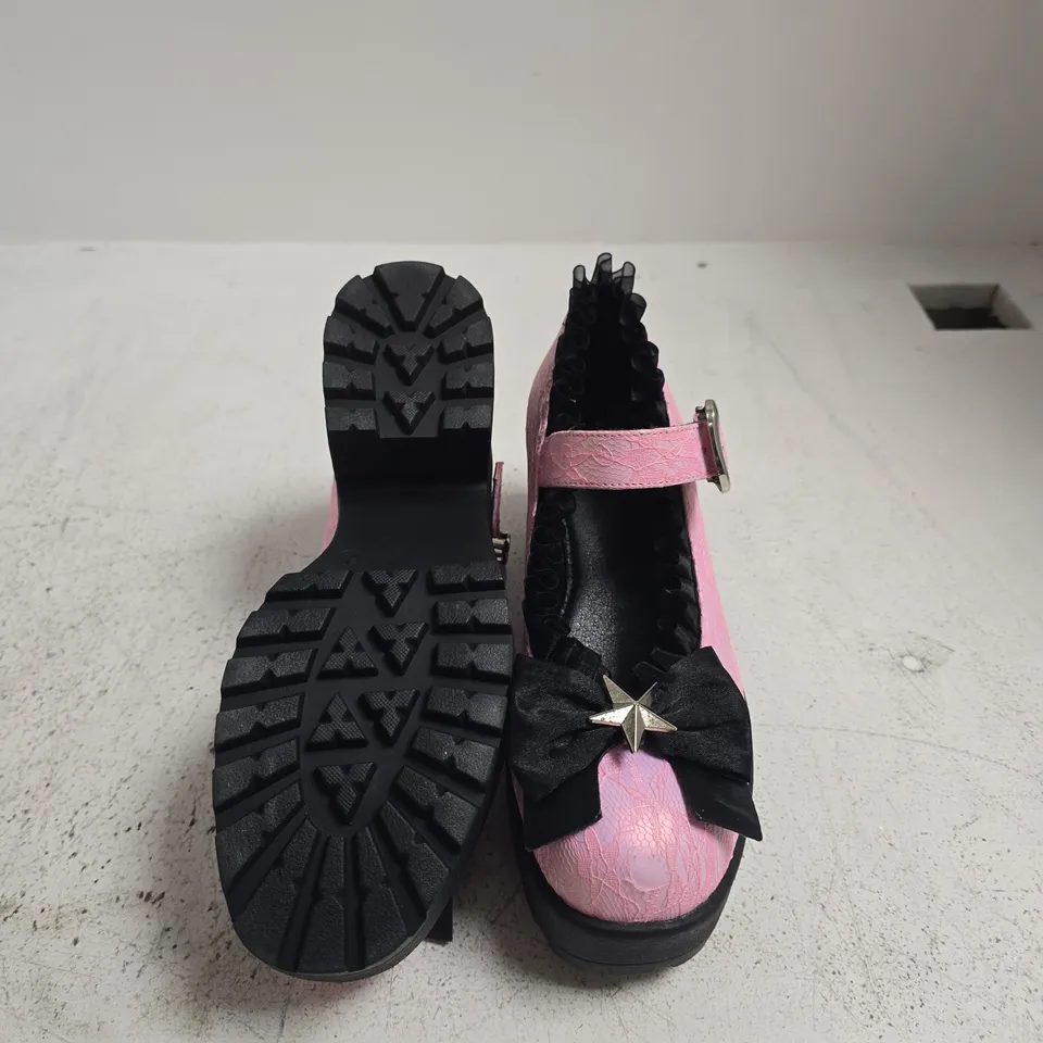 KOI X GRAZINI BEAN PINK TEXTURED MARY JANE PLATFORM SHOES (WOMEN'S) SIZE 6