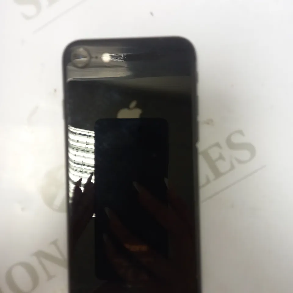 IPHONE SE