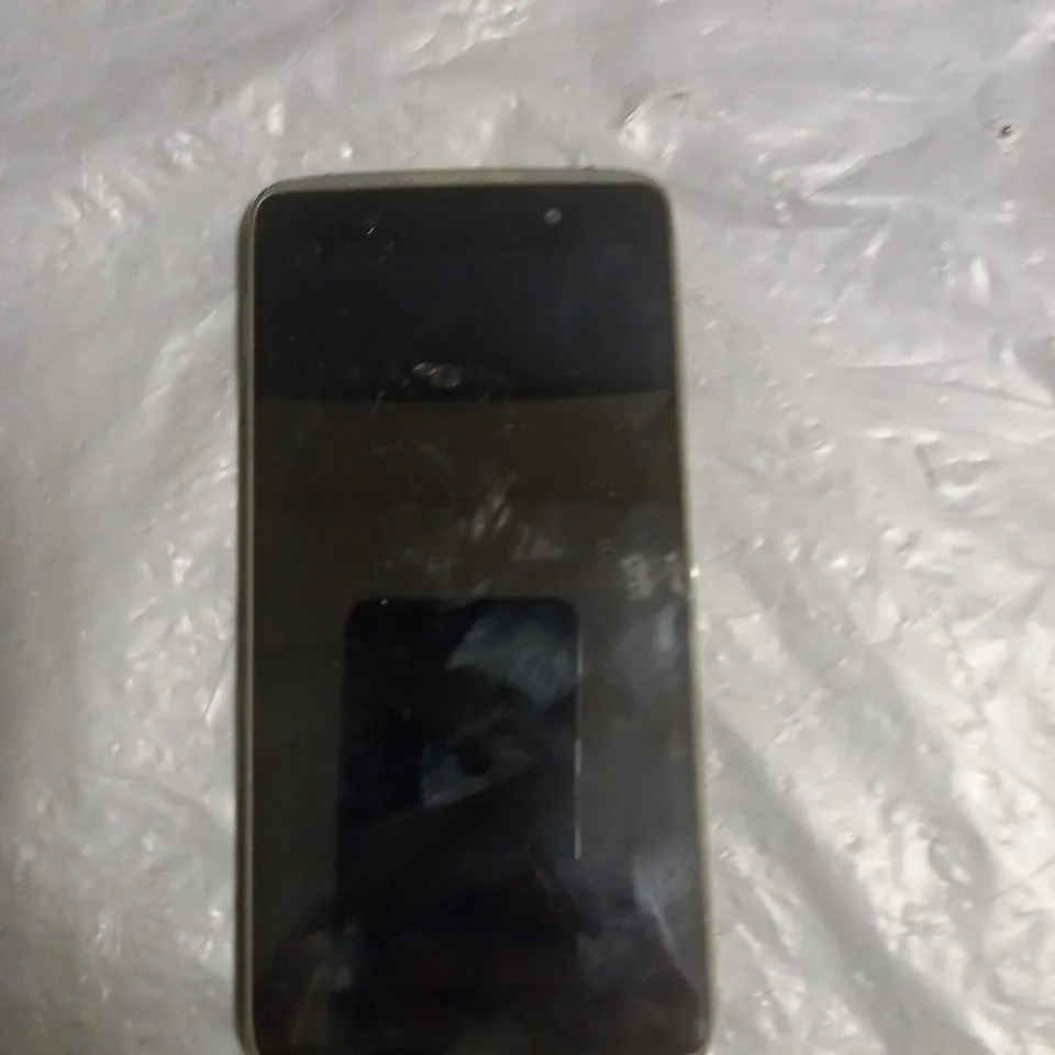 BLACKBERRY MOBILE PHONE MODEL UNSPECIFIED.