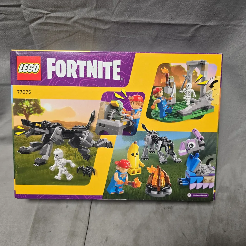 LEGO FORTNITE 77075 PEELY & SPARKPLUG'S CAMP – 250 PIECES – BOXED