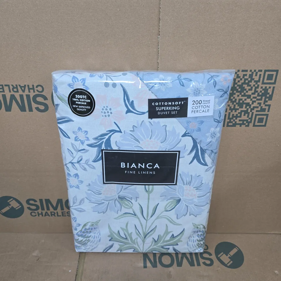 BIANCA FINE LINENS FLORAL COTTON SOFT SUPER KING DUVET SET IN BLUE/WHITE 