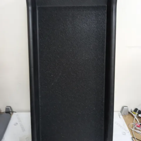 PLASTIC DOG RAMP IN BLACK