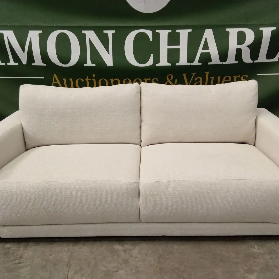 DUSK CHICAGO 3 SEATER FABRIC SOFA