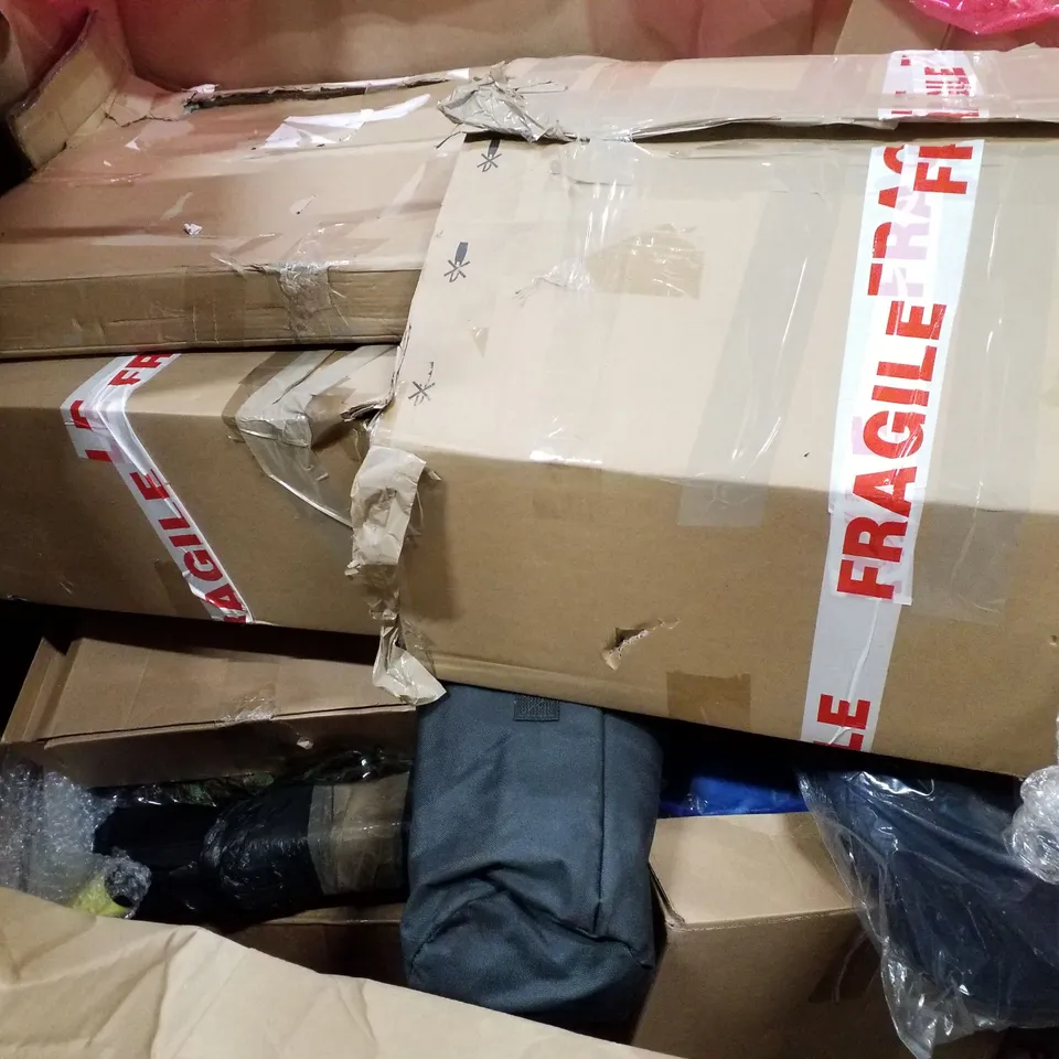 PALLET OF ASSORTED PRODUCTS INCLUDING A3 PICTURE FRAMES, RETRACTABLE SAFETY GATE, CAMPING STOOL, MANUAL DRAIN CLEANER, WREATH