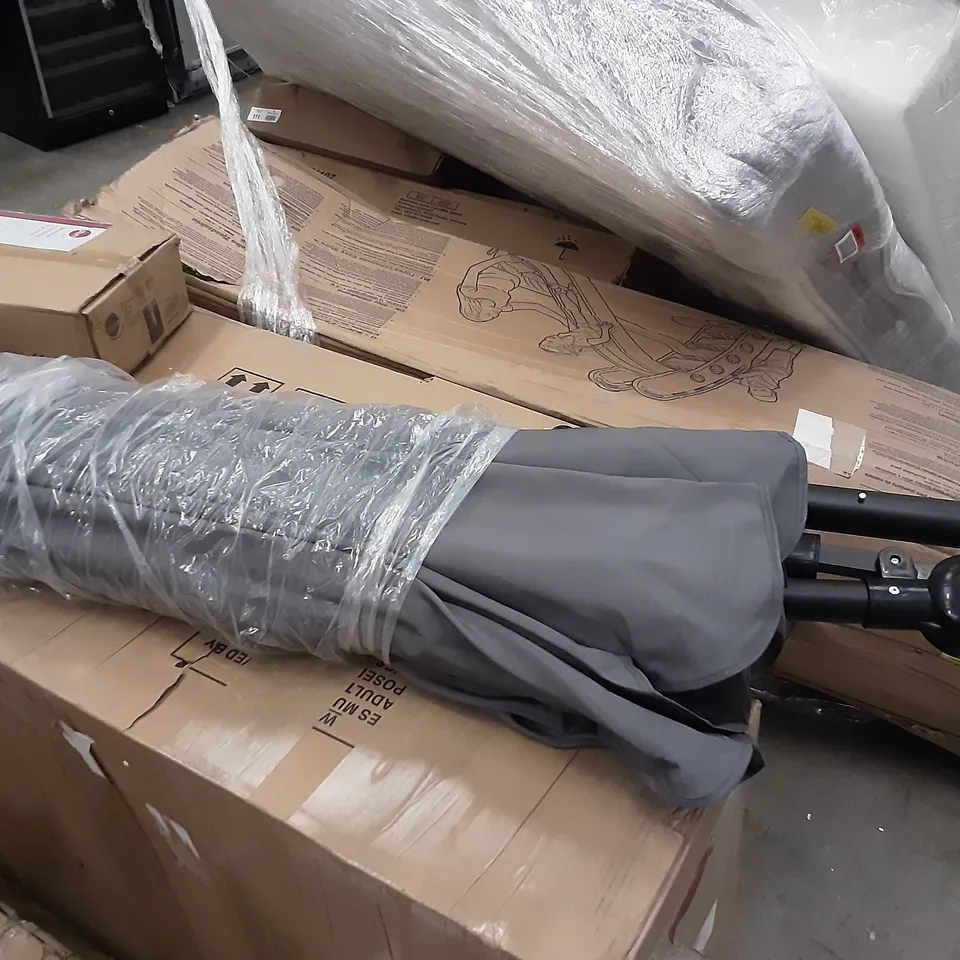 DESIGNER GREY CANTILEVER PARASOL