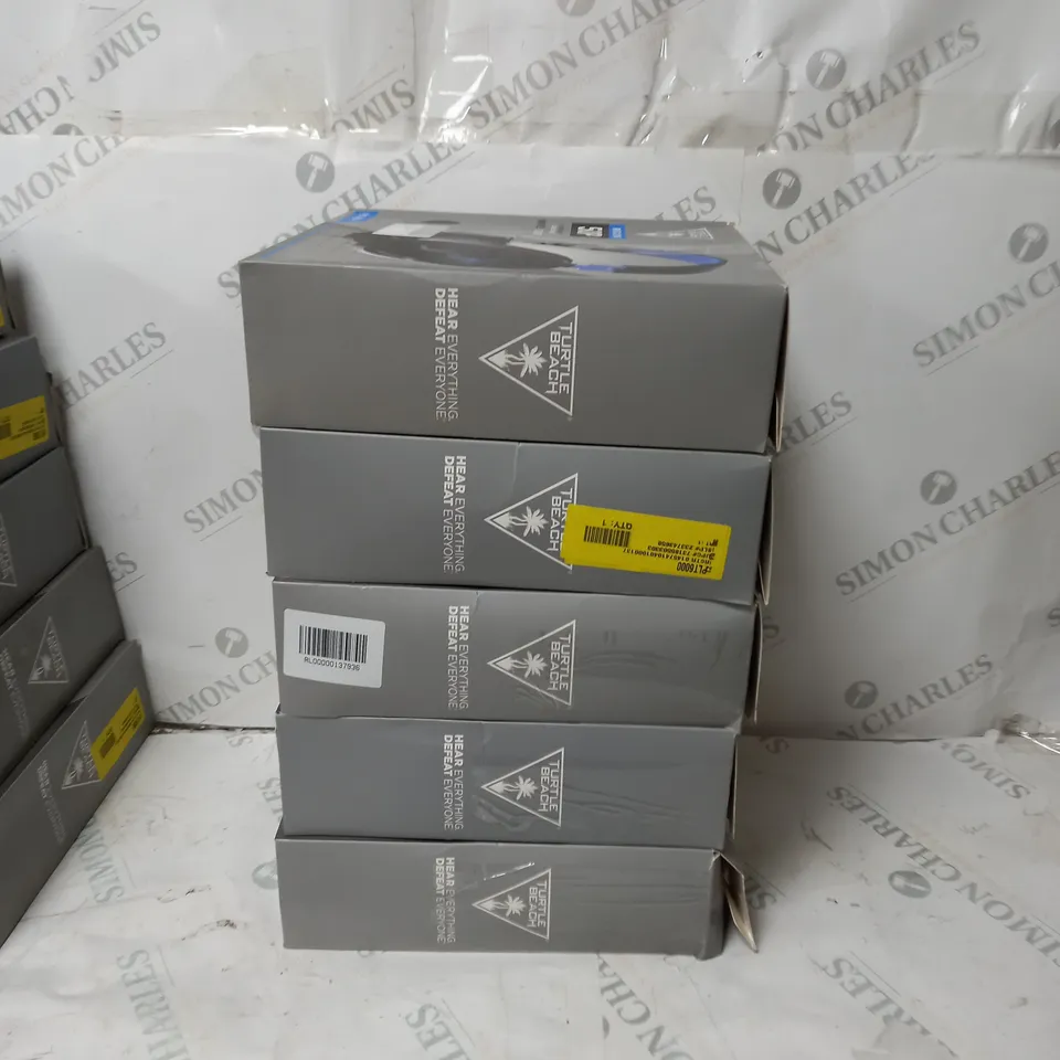 BOX OF APPROX 5 TURTLE BEACH RECON 50P HEADSETS IN BLACK 