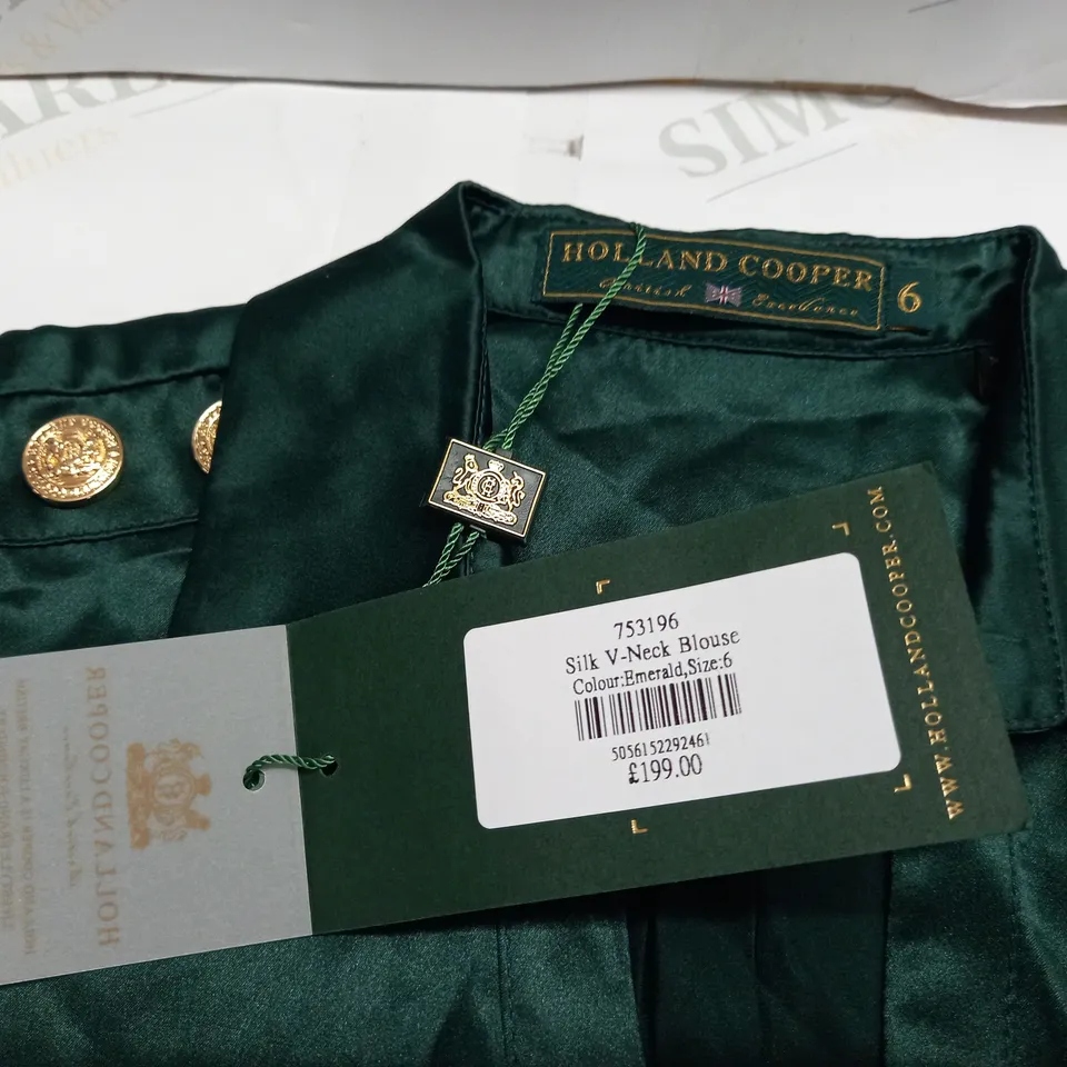 HOLLAND COOPER GREEN SILK V-NECK BLOUSE - 6