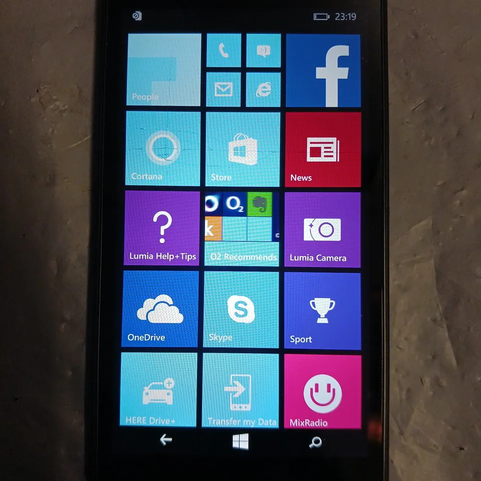 MICROSOFT LUMIA 640 IN BLACK