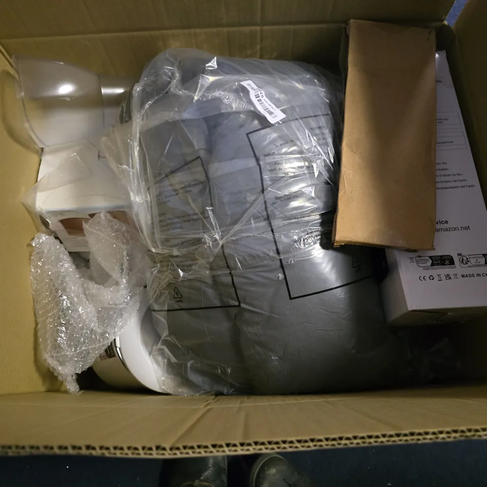 BOX OF APPROXIMATELY 8 ASSORTED BROKEN ITEMS TO INCLUDE - ORDER FORM BOOK , BRITA WATER JUG ETC