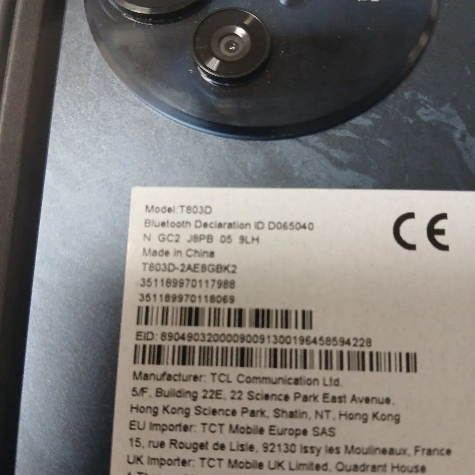 TCL T803D SMARTPHONE – BLACK, BOXED - POWERS ON 