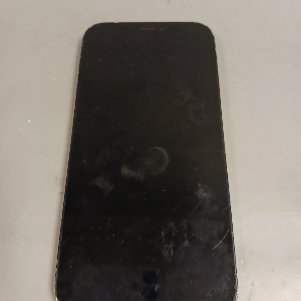 APPLE IPHONE SMARTPHONE - MODEL UNSPECIFIED 