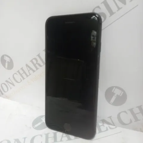 APPLE IPHONE SE SMARTPHONE IN BLACK