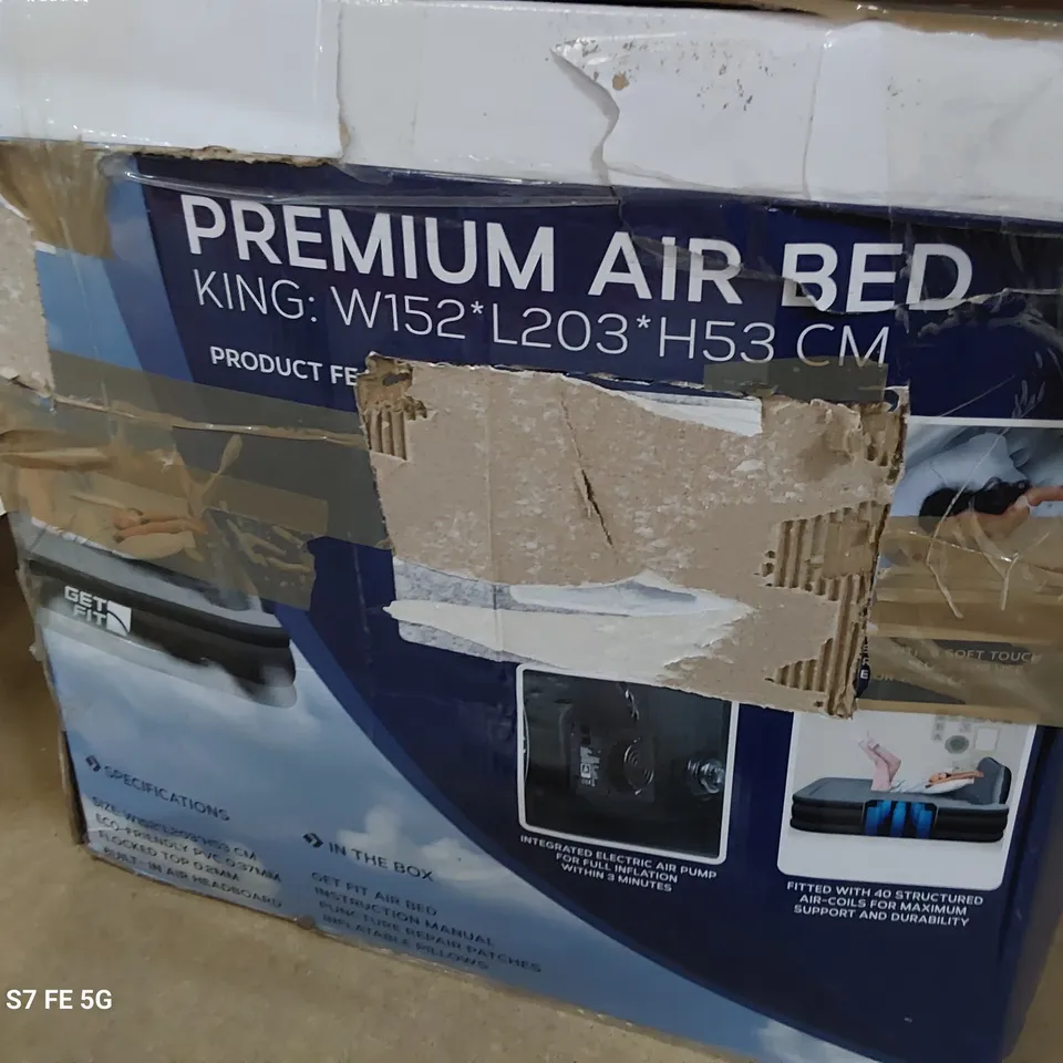 PREMIUM KINGSIZE AIRBED WITH BUILT IN PUMP