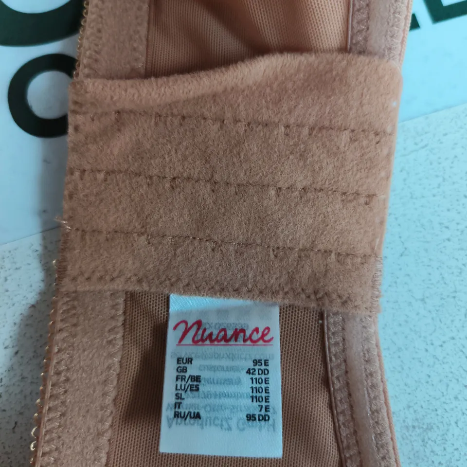 NUANCE NUDE PADDED BRA – UK 42DD (EU 95E)