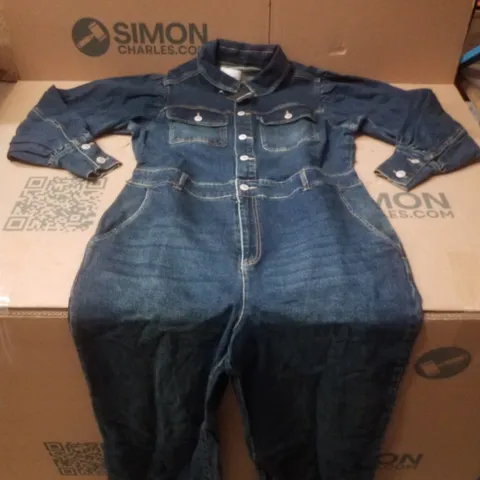 BOX CONTAINING APPROXIMATELY 6 BRAND NEW J D WILLIAMS INDIGO DENIM JUMPSUITS - SIZE 14