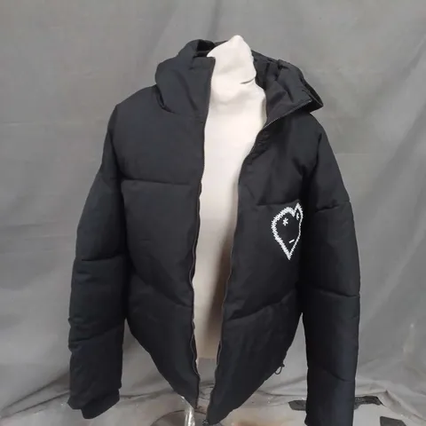 CARSICKO HOODED PADDED COAT IN BLACK SIZE M