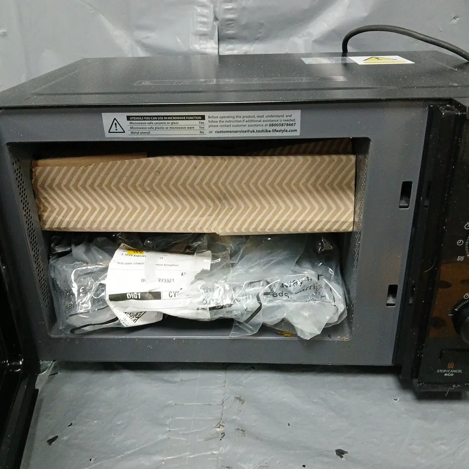 TOSHIBA 23L DIGITAL GRILL MICROWAVE OVEN - COLLECTION ONLY 
