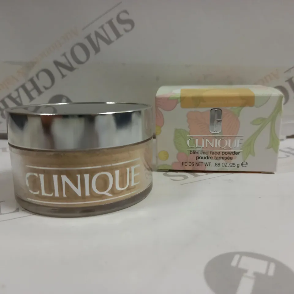 BOXED CLINIQUE BLENDED FACE POWDER 25G