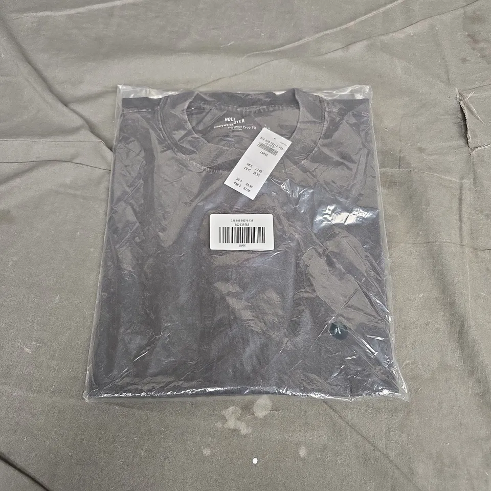HOLSTER HEAVYWEIGHT CROP FIT T-SHIRT – 100% COTTON, SIZE LARGE IN WASHED GREY