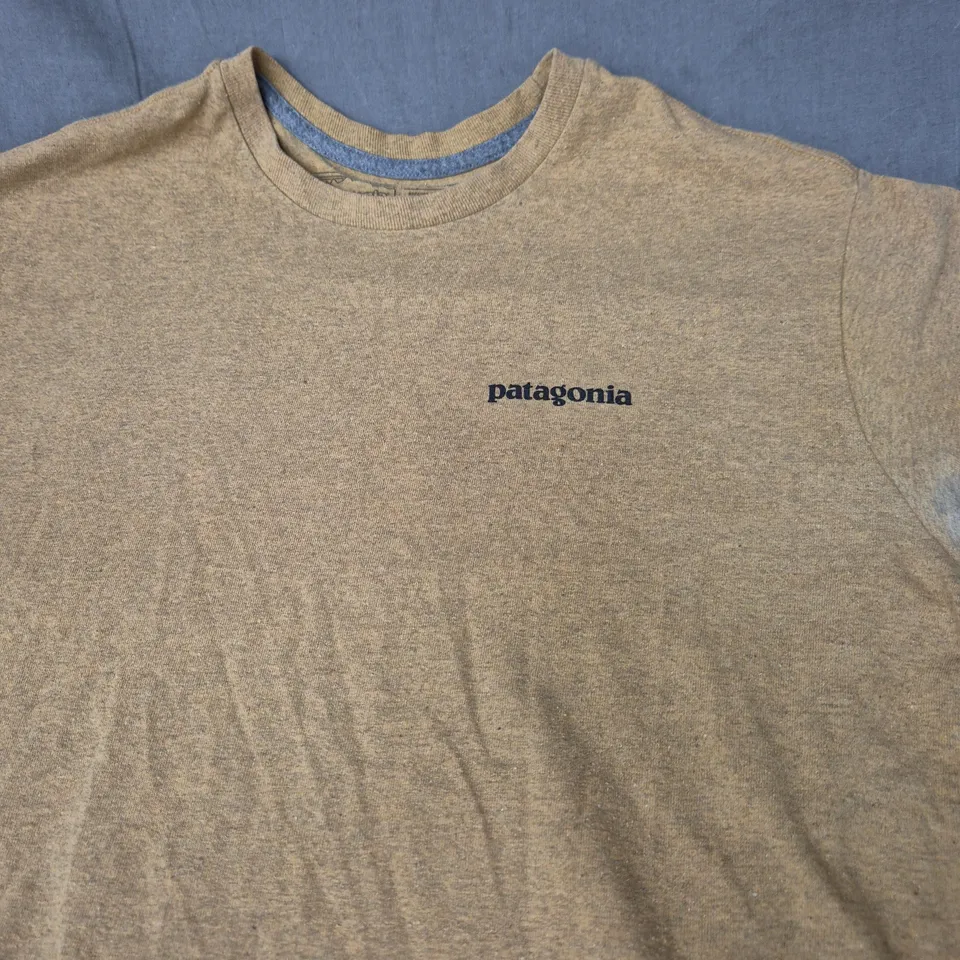 PATAGONIA T-SHIRT – SIZE SMALL
