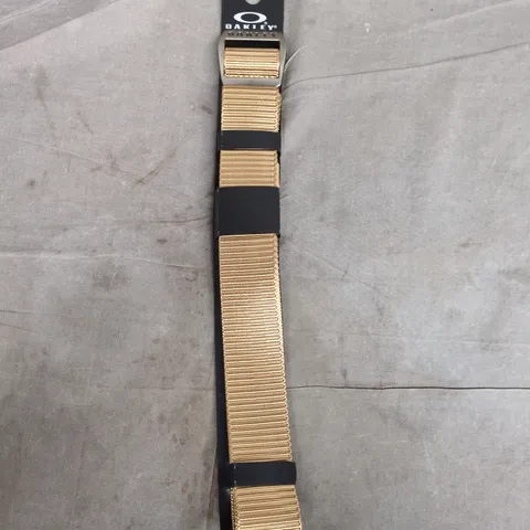 OAKLEY GOLD-TONE BELT - SIZE UNSPECIFIED