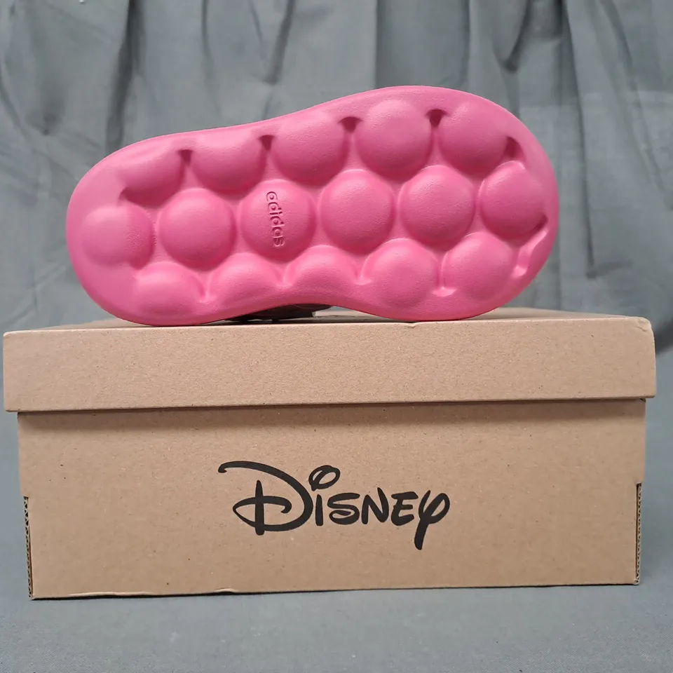 BOXED PAIR OF ADIDAS DISNEY GRAND COURT 2.0 MARIE KIDS SHOES IN WHITE/PINK UK SIZE 8.5