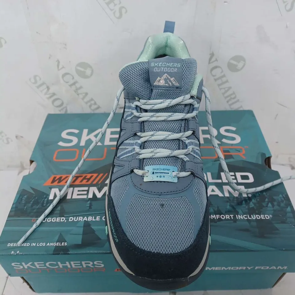 BOXED SKECHERS TREGO LOOKOUT POINT WATERPROOF HIKER SHOES, SLATE - SIZE 6