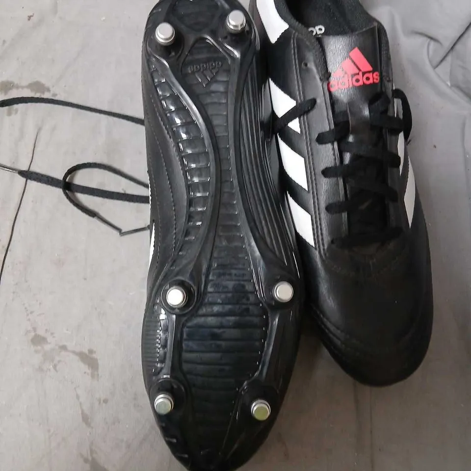 ADIDAS FOOTBALL BOOTS, BLACK WITH WHITE 3-STRIPES, UK 11 (EU 46) – MEN’S SOCCER BOOTS