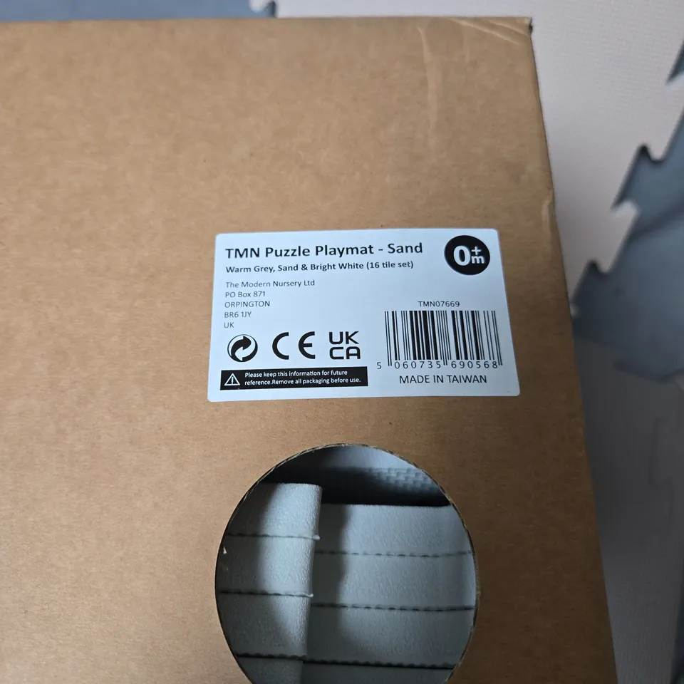 THE MODERN NURSERY PUZZLE PLAYMAT - SAND WARM GREY, SAND & BRIGHT WHITE (16 TILE SET)