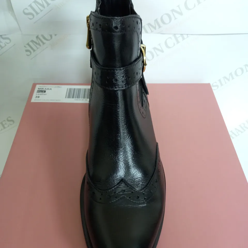 MODA IN PELLA MIKARA BOOTS IN BLACK SIZE 6 